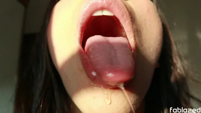 Mi Lengua Larga y Traviesa